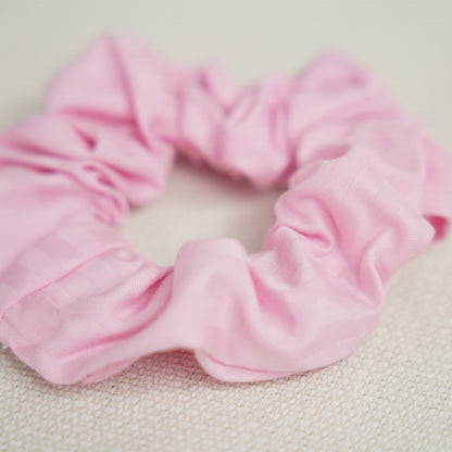 SCRUNCHIE ROSA RISCAS